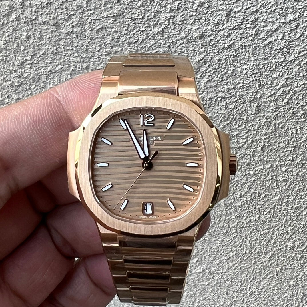 W8   nautilus---  7118/1R-010---35.2mm