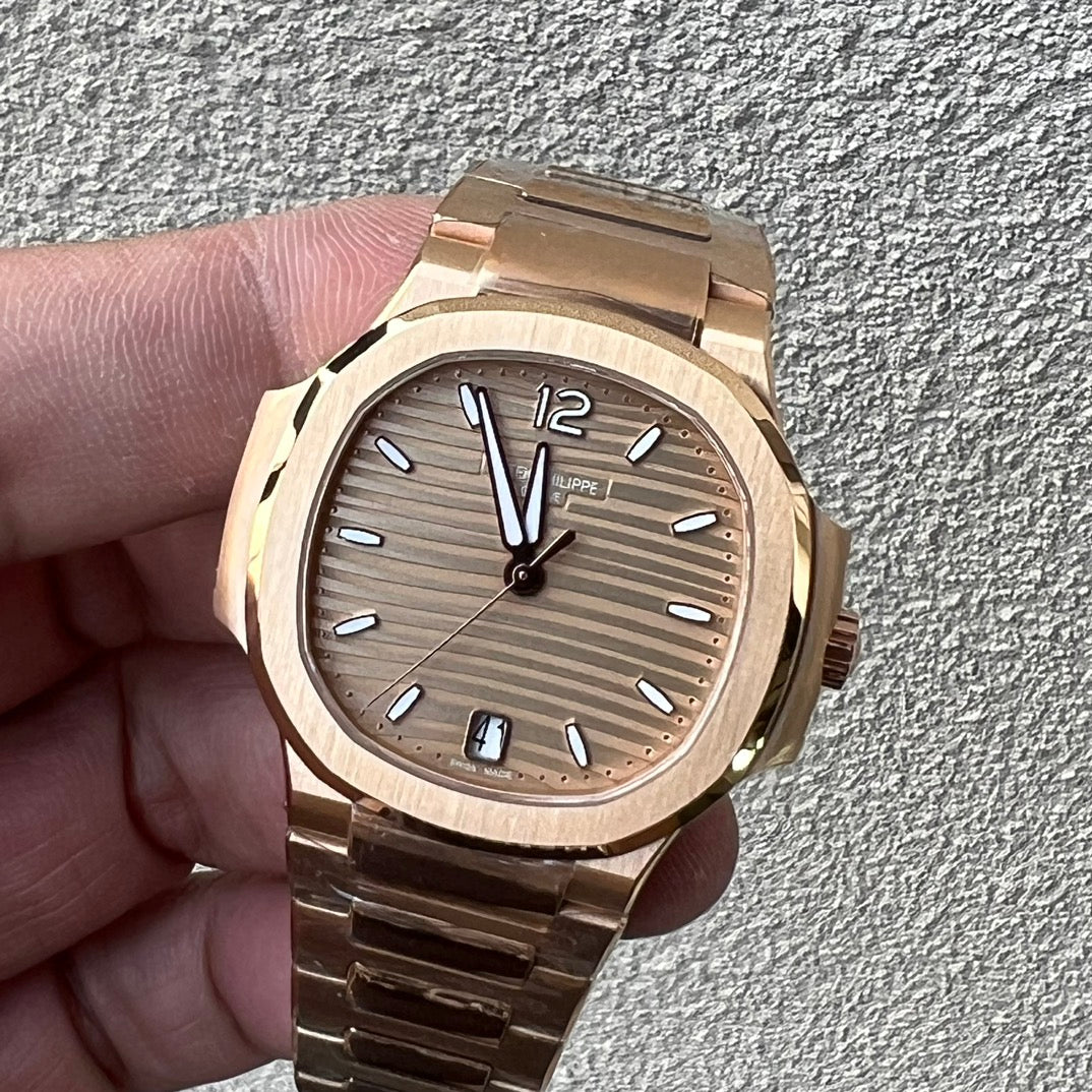 W8   nautilus---  7118/1R-010---35.2mm