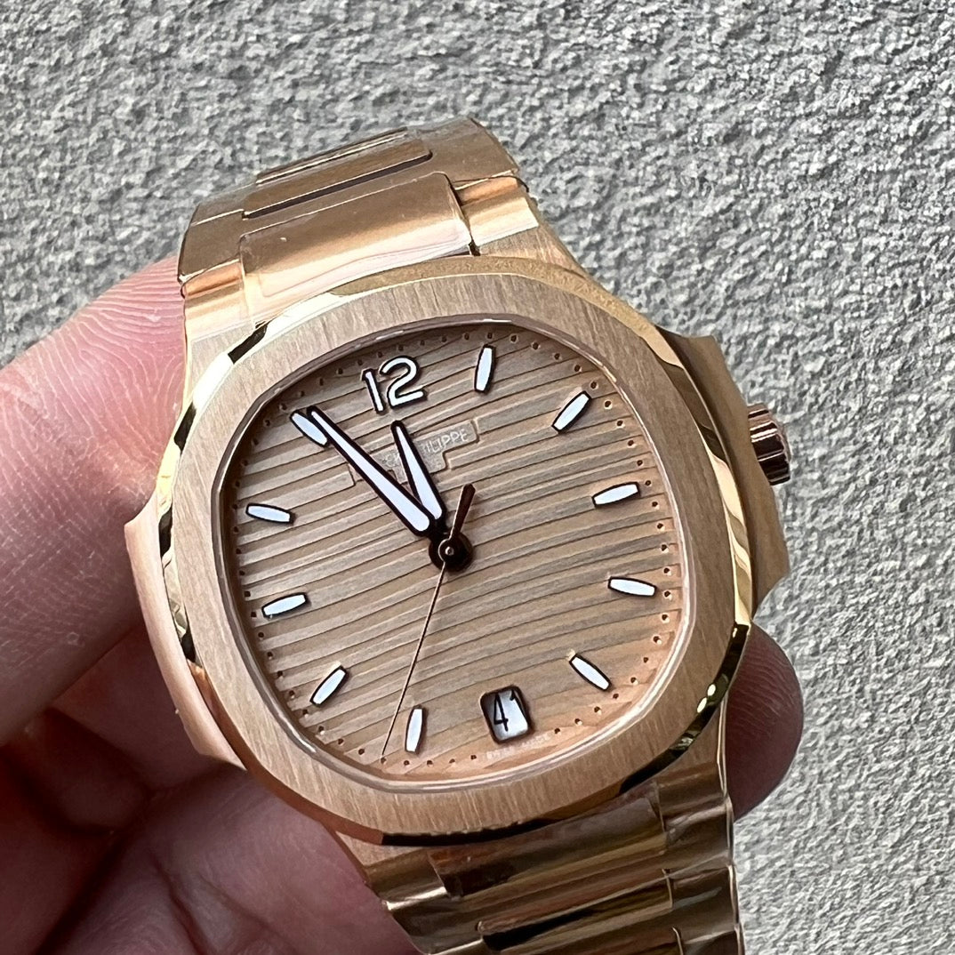 W8   nautilus---  7118/1R-010---35.2mm