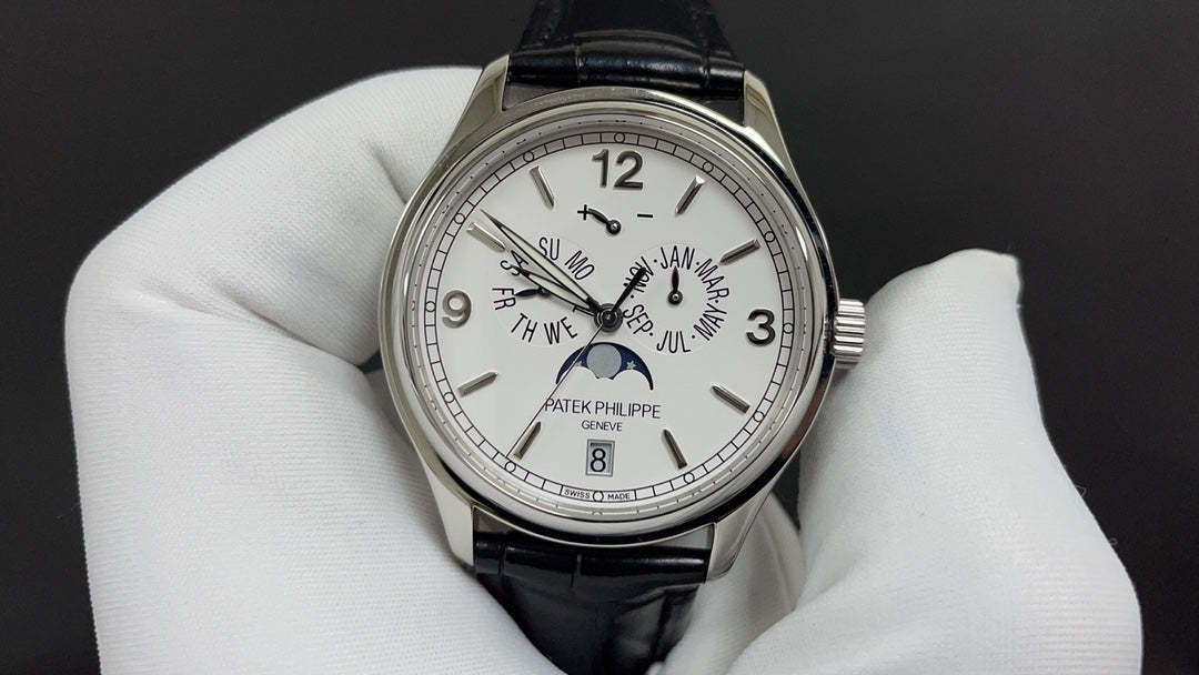 B1   Moon Phase---5146 ---39mm