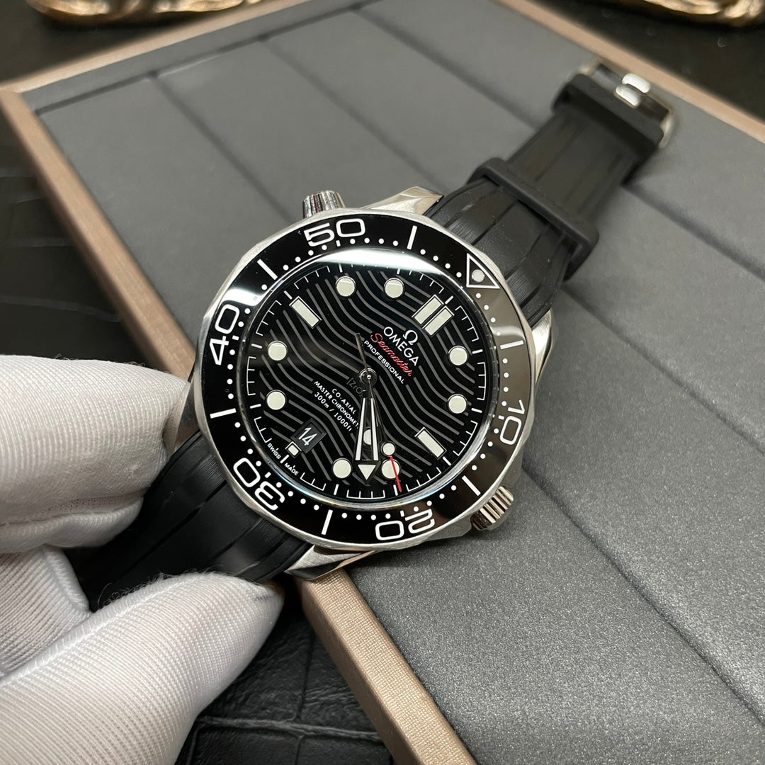 Z2   Seamaster300---210.32.42.20.01.001---42mm