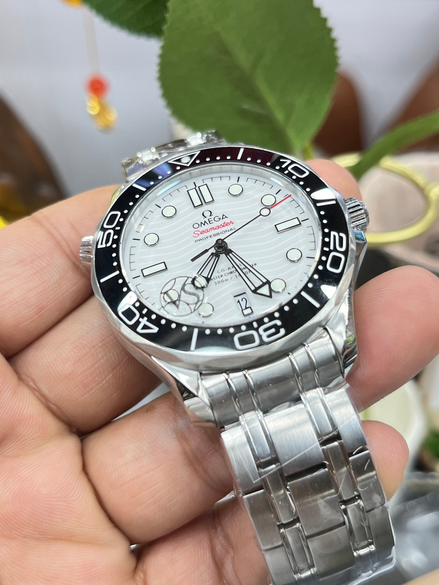 Z4   Seamaster300---210.30.42.20.04.001---42mm
