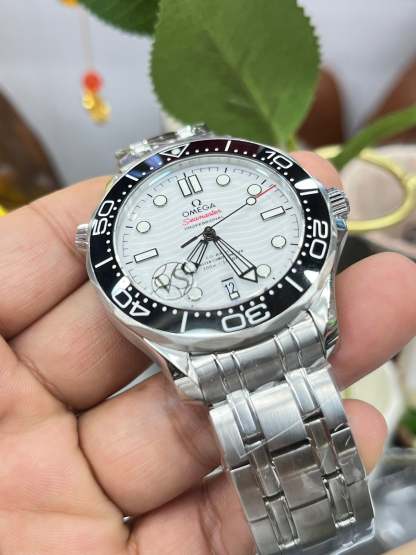 Z4   Seamaster300---210.30.42.20.04.001---42mm