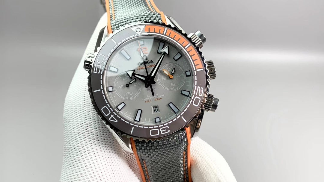 Z7   Seamaster600---215.92.46.51.99.001---45.5mm