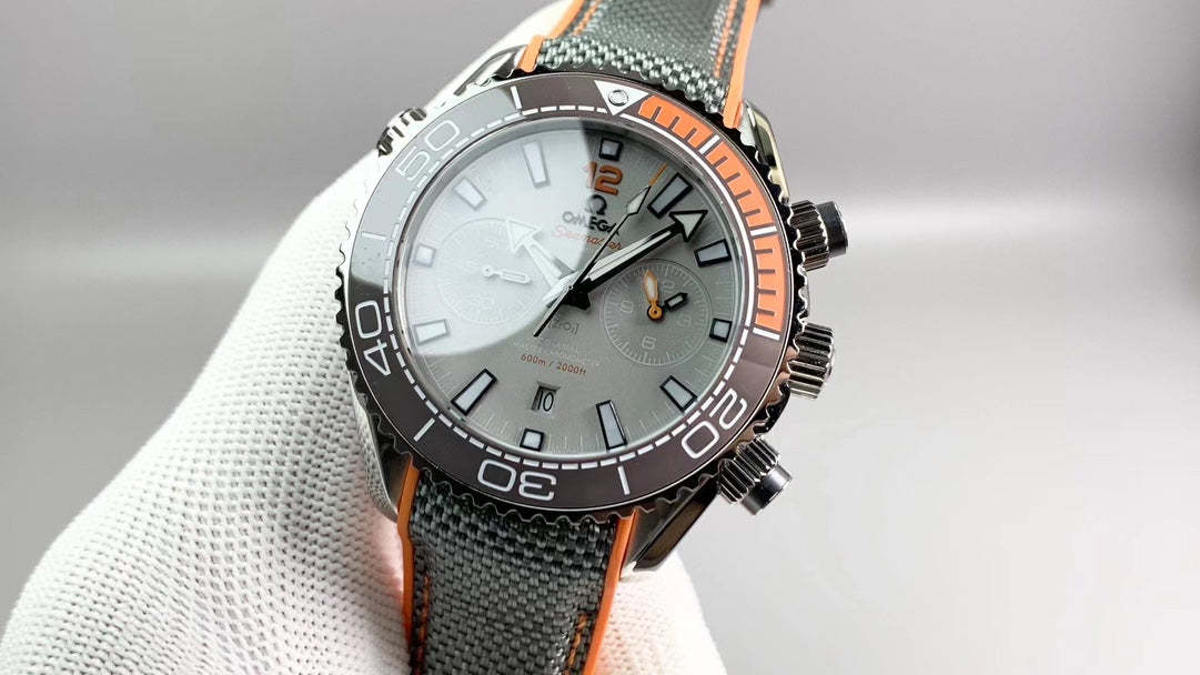 Z7   Seamaster600---215.92.46.51.99.001---45.5mm