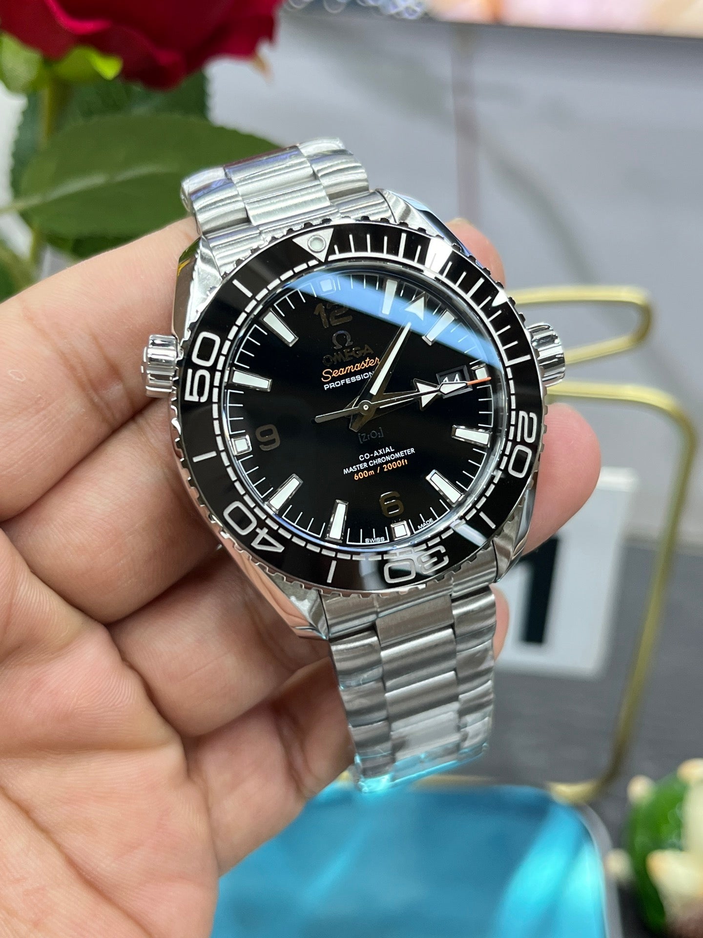 Z8   Seamaster600---215.30.44.21.01.001---43.5mm