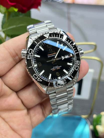 Z8   Seamaster600---215.30.44.21.01.001---43.5mm