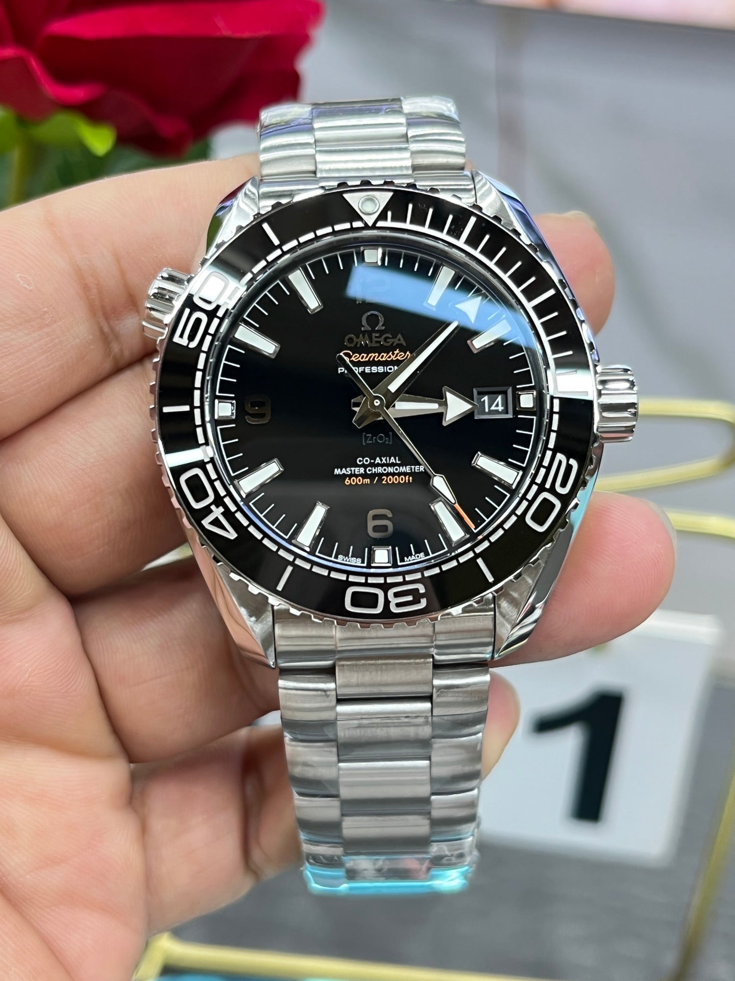 Z8   Seamaster600---215.30.44.21.01.001---43.5mm