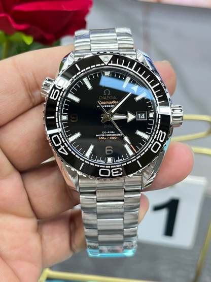 Z8   Seamaster600---215.30.44.21.01.001---43.5mm