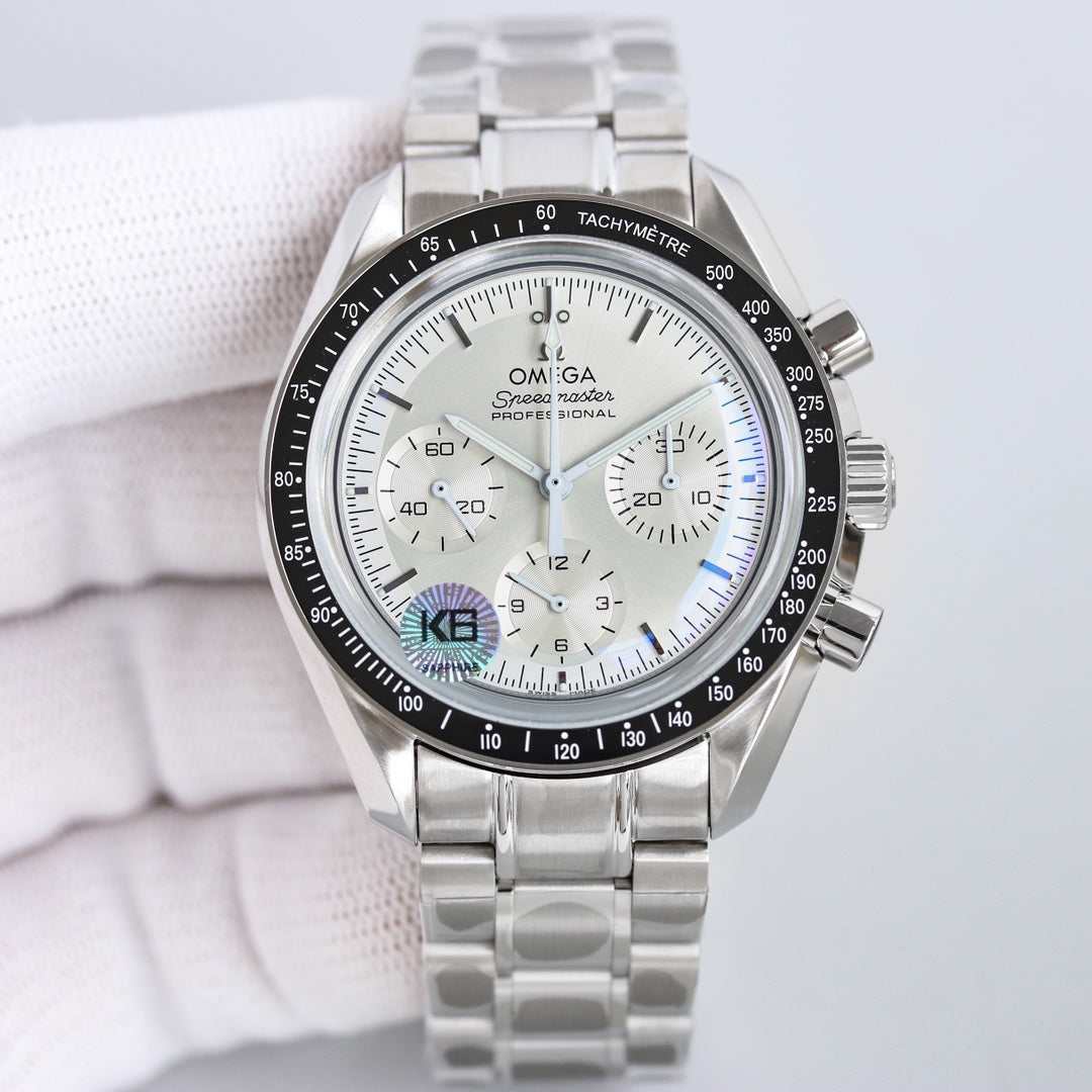 C3   Speedmaster Professional---  310.30.42.50.02.001---40mm