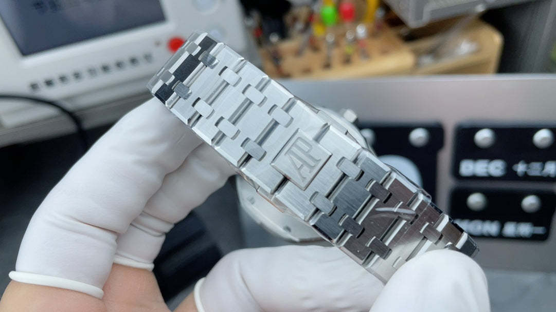 A1  Royal Oak ---15500---41mm