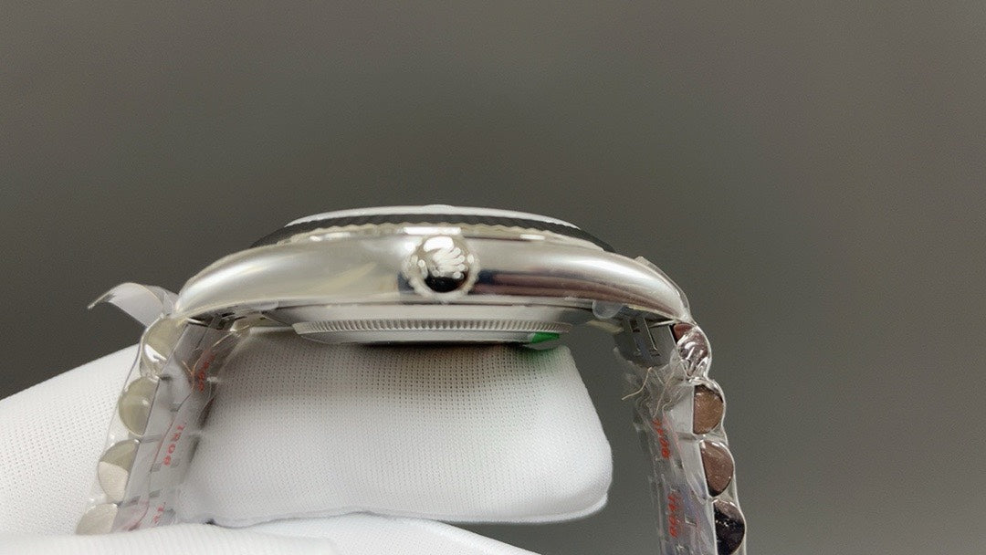 R10  Datejust ---126334-0017---41mm