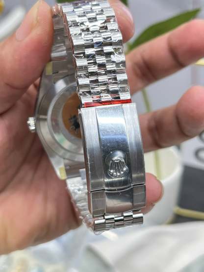 R14  Datejust ---m126334-0030---41mm