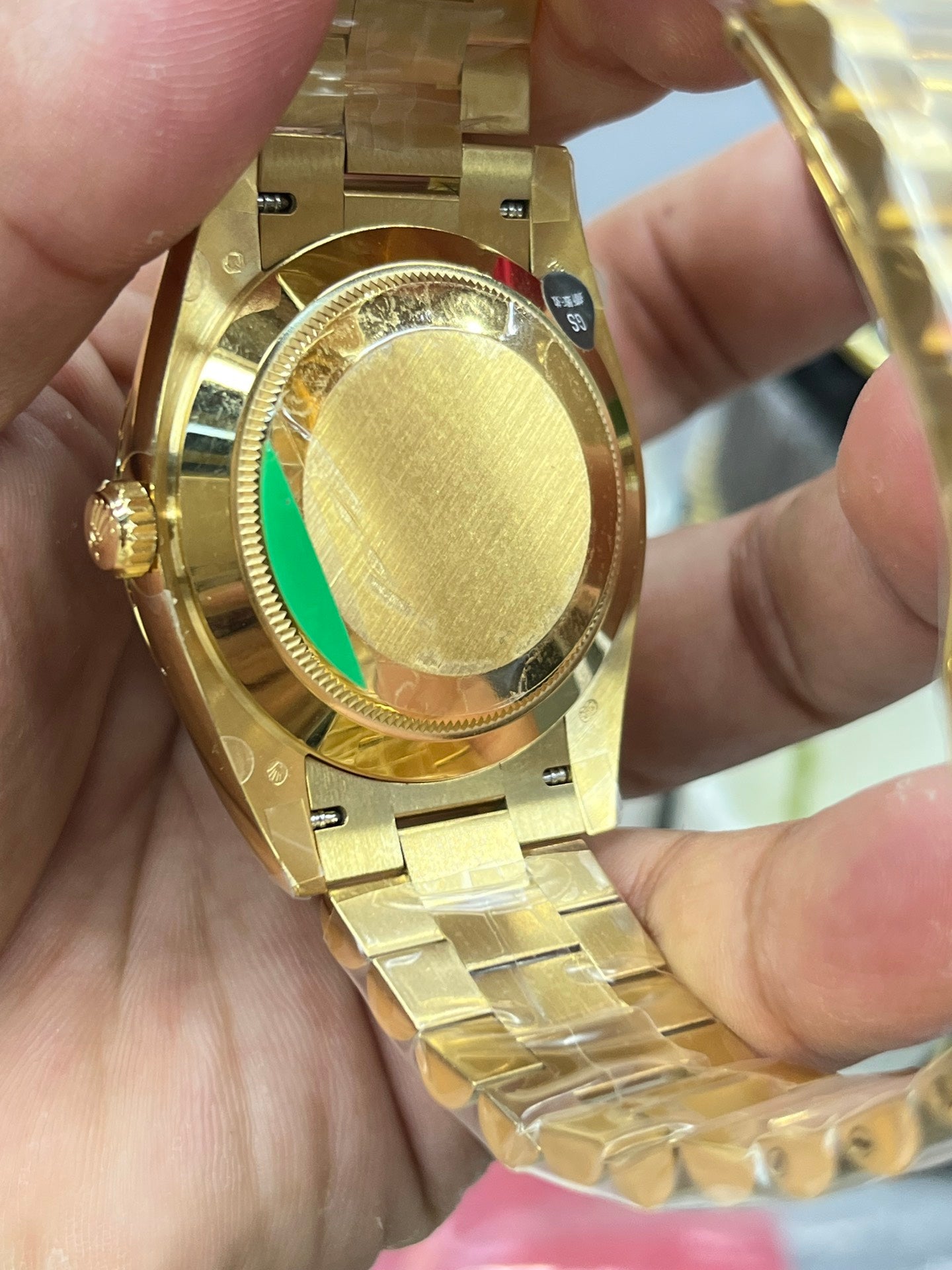 R18  Day-Date---m228238-0059---40mm