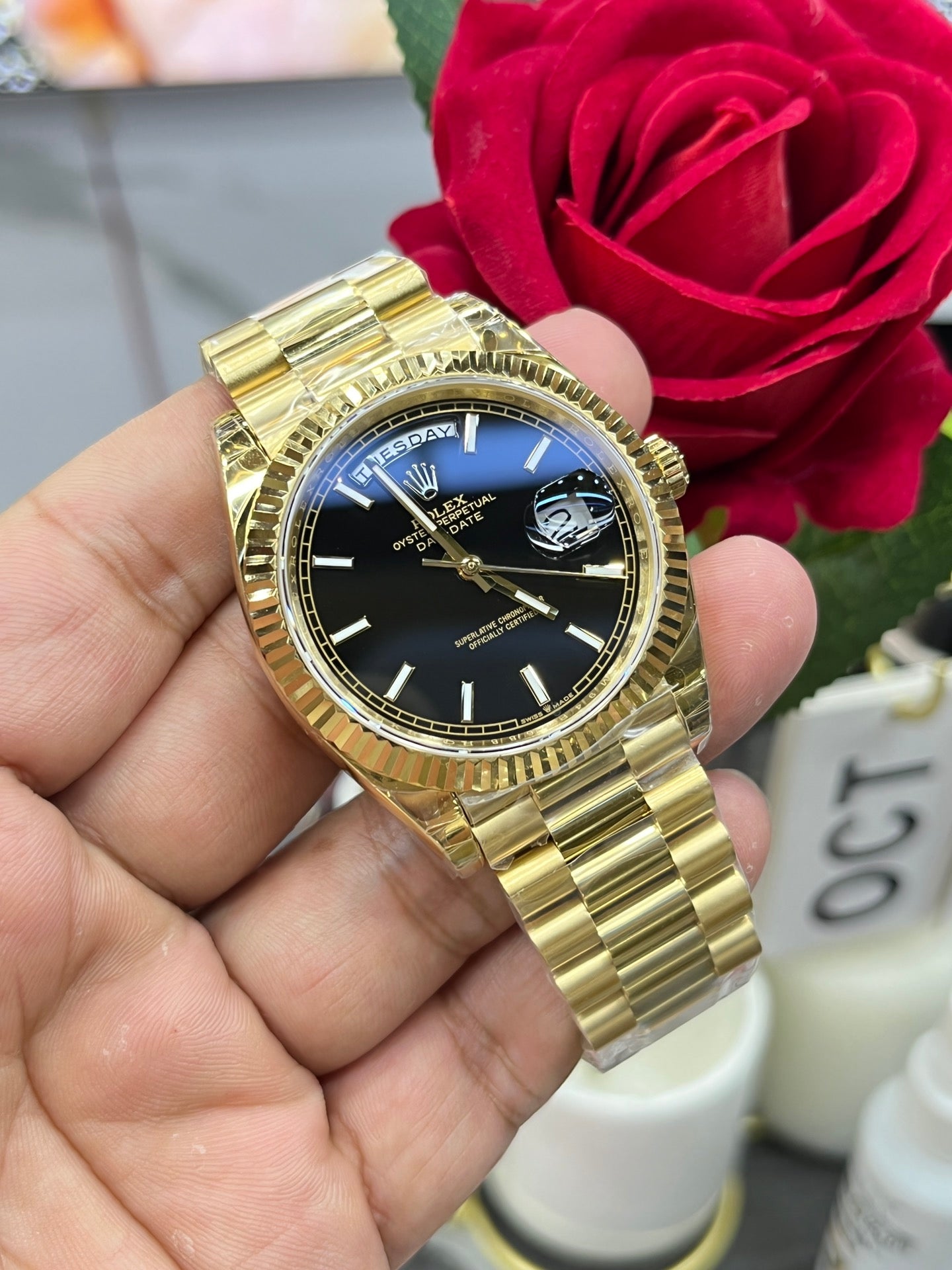 R18  Day-Date---m228238-0059---40mm