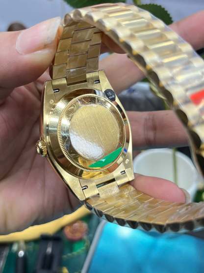 R19  Day-Date---m228238-0069---40mm