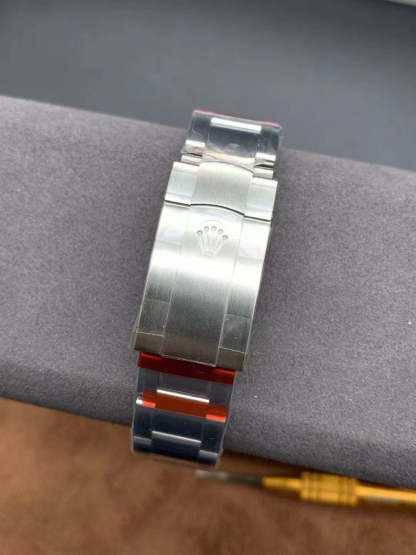 L11   Oyster Perpetual---m124300---41mm