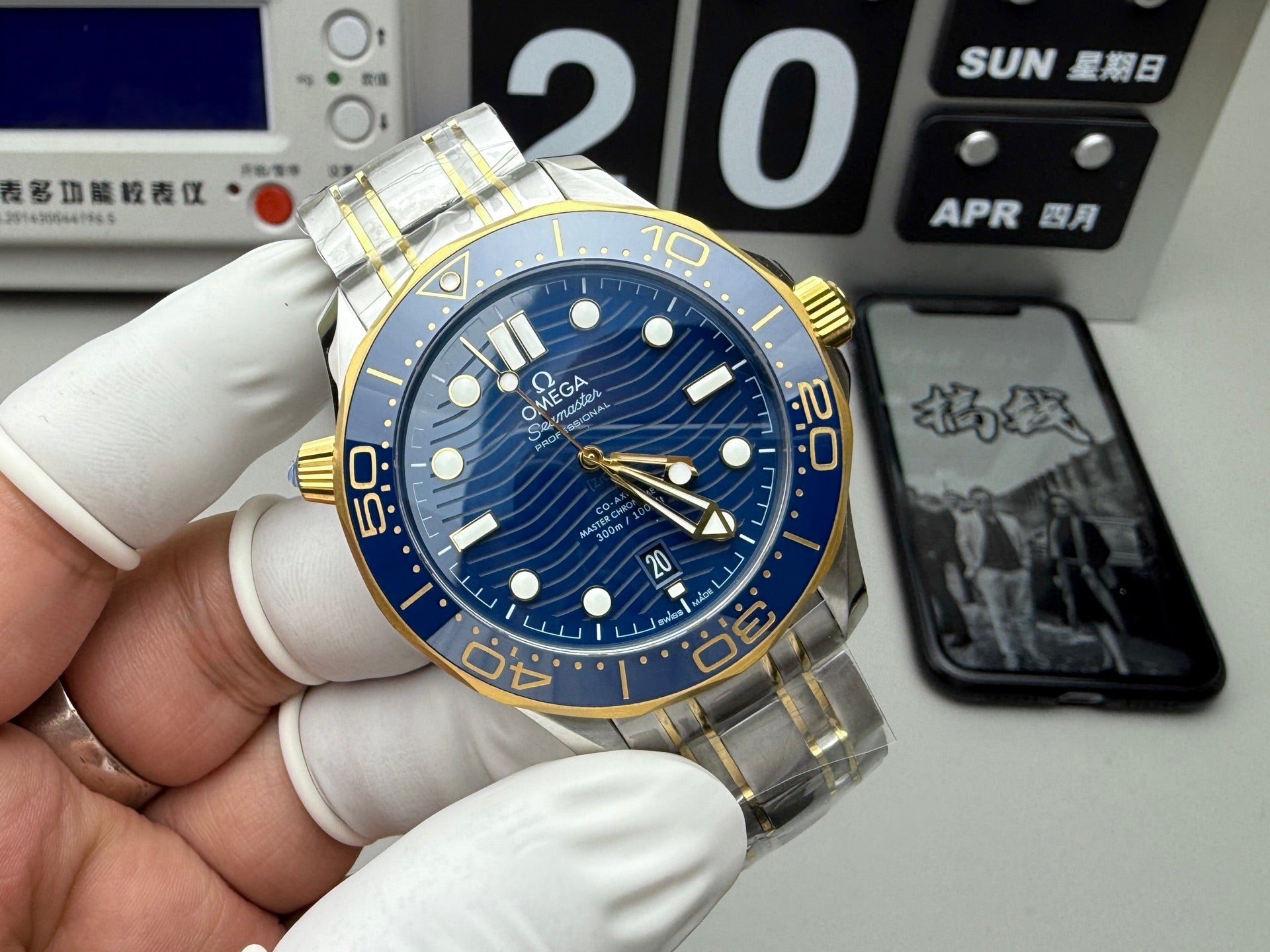 Z11   Seamaster300---210.22.42.20.03.001---42mm