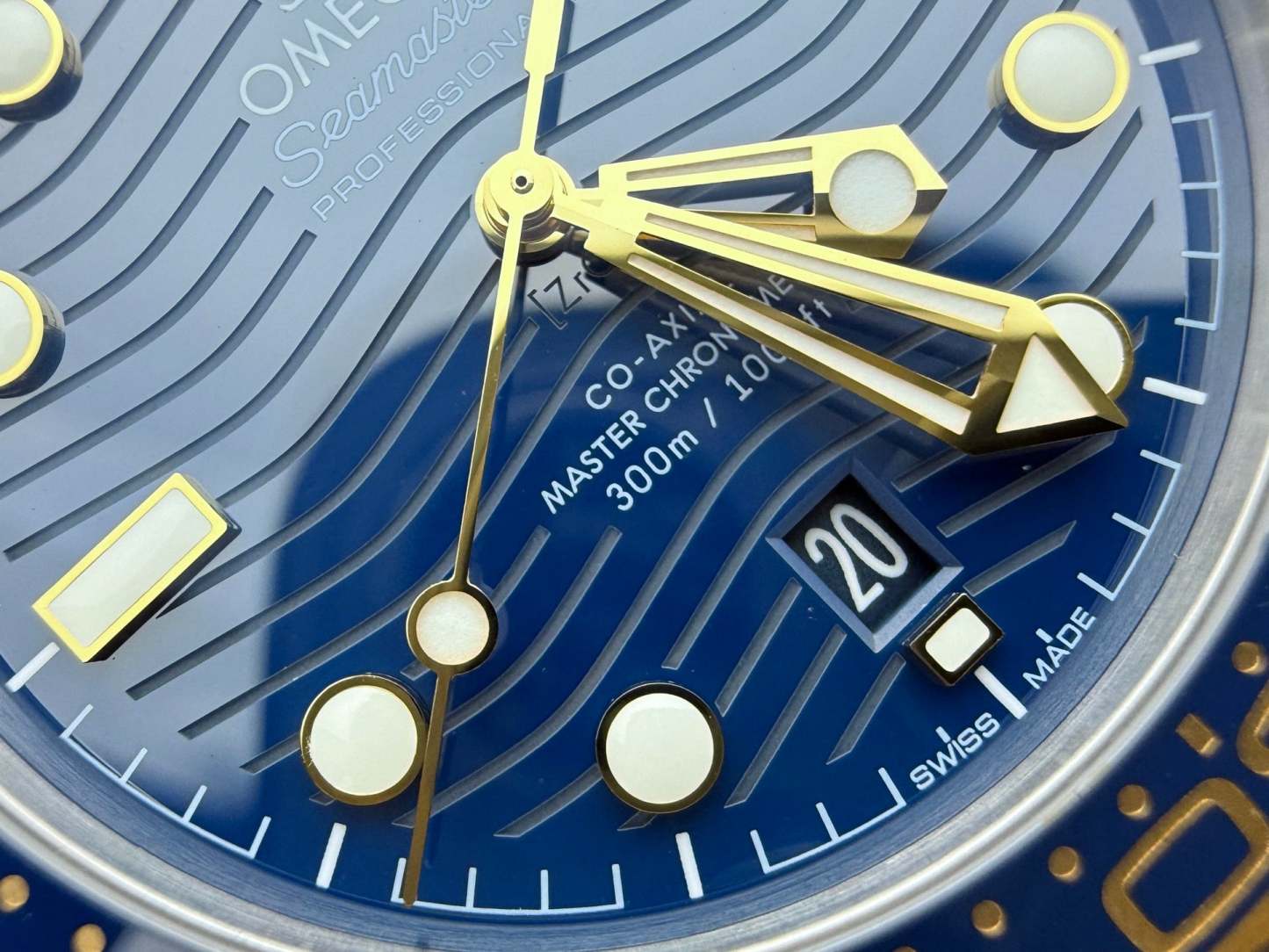 Z11   Seamaster300---210.22.42.20.03.001---42mm