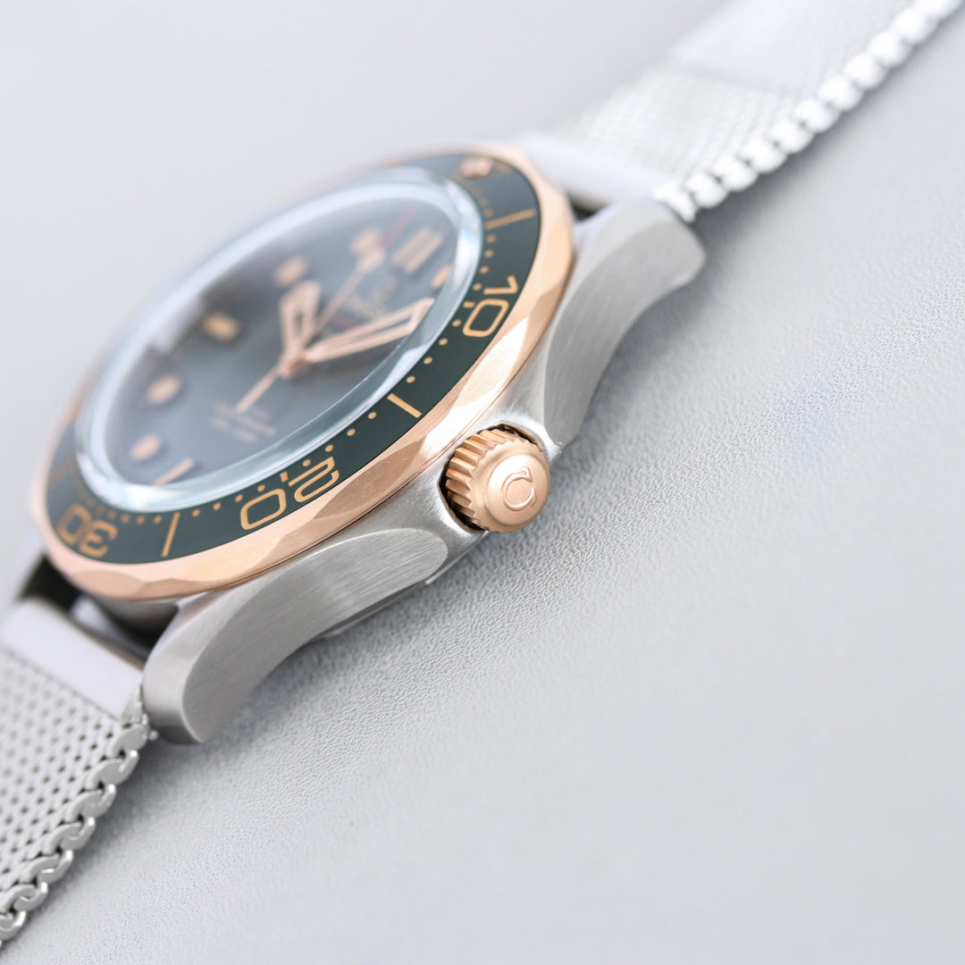 Z12   Seamaster300--007-- 210.92.42.20.10.001---42mm