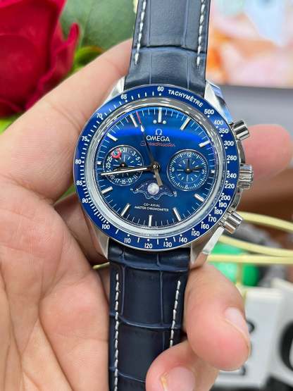 C13    Speedmaster Moonphase---304.33.44.52.03.001---44mm