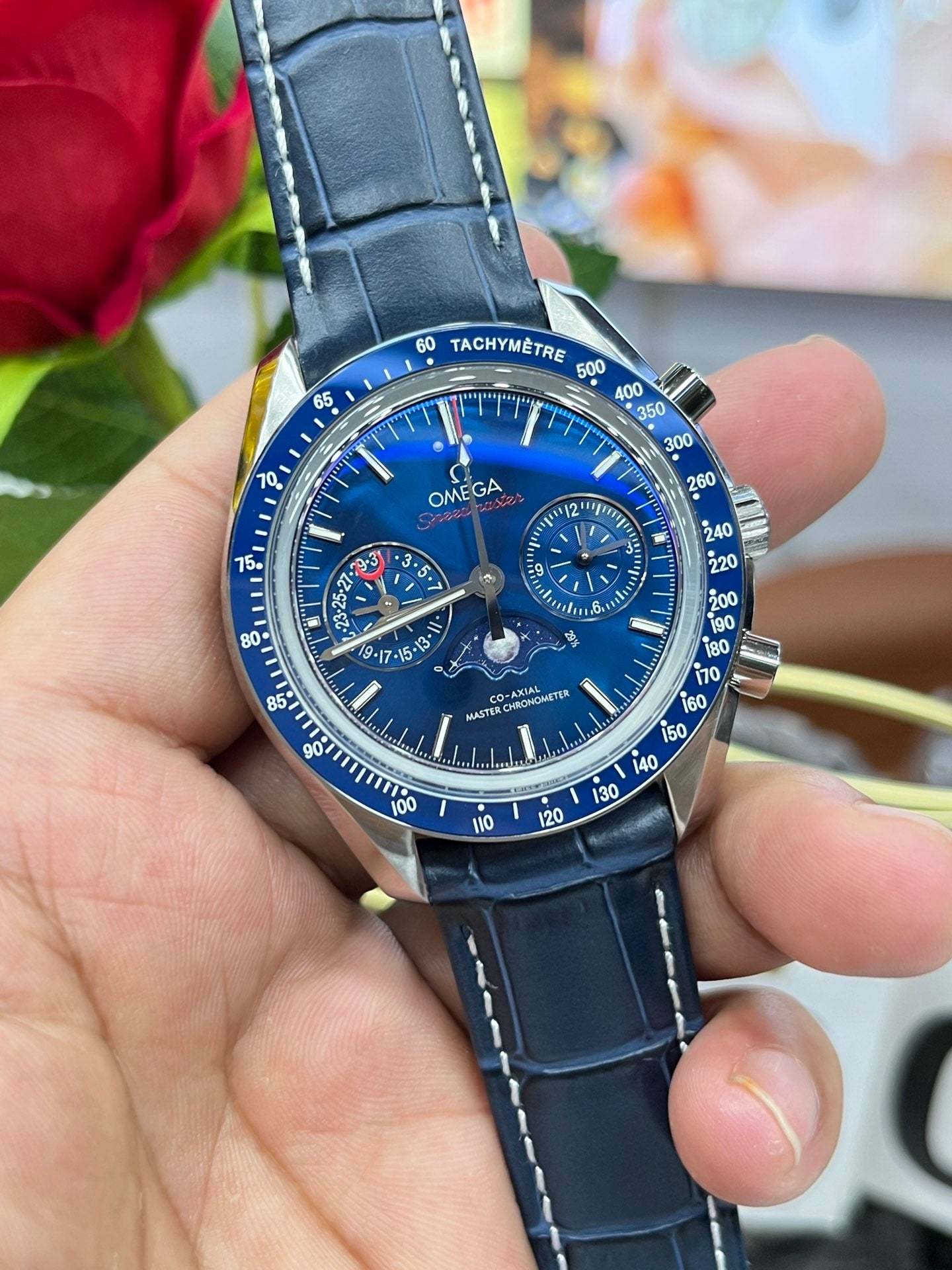 C13    Speedmaster Moonphase---304.33.44.52.03.001---44mm