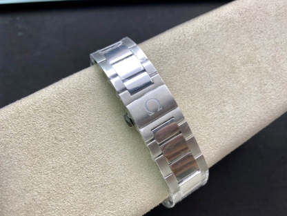 C15   Speedmaster---331.10.42.51.01.002---41.5mm