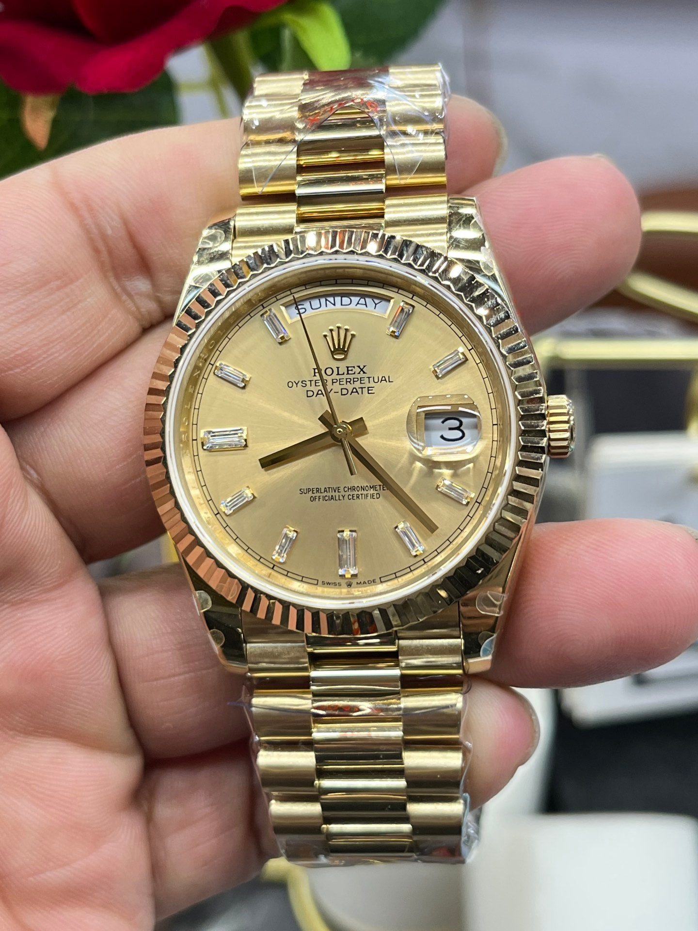 R4  Day-Date ---228238-0005---40mm