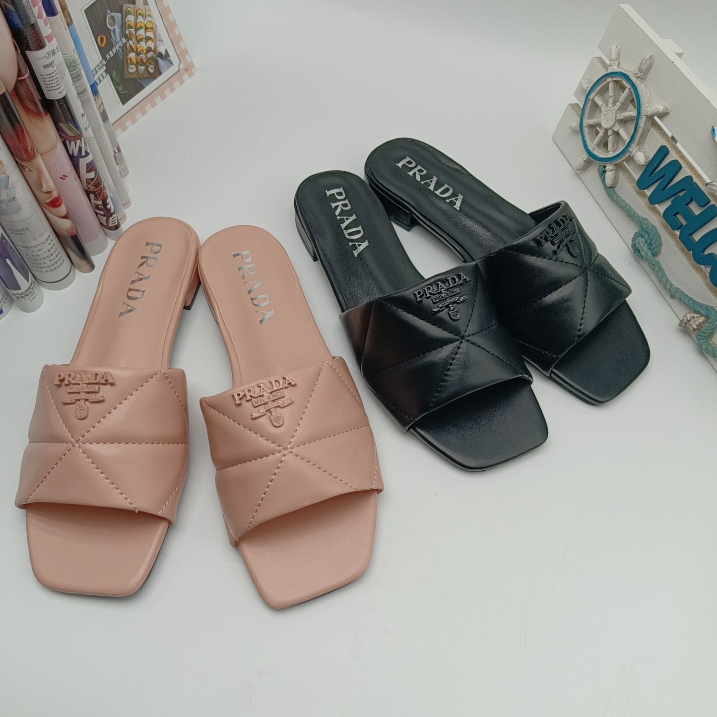 Triangle quilted sandals