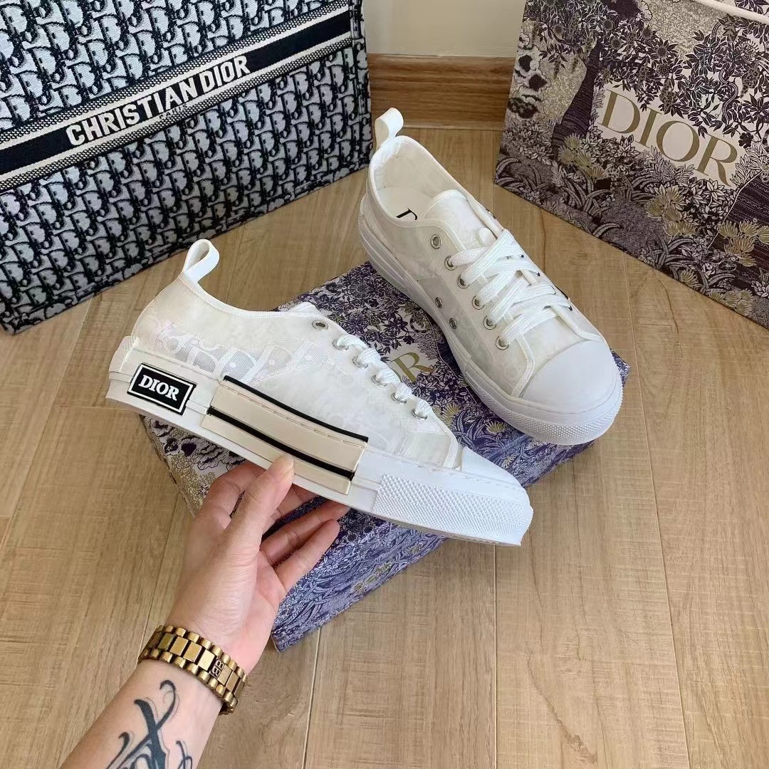 B23 Low-Top Sneaker White Oblique Canvas