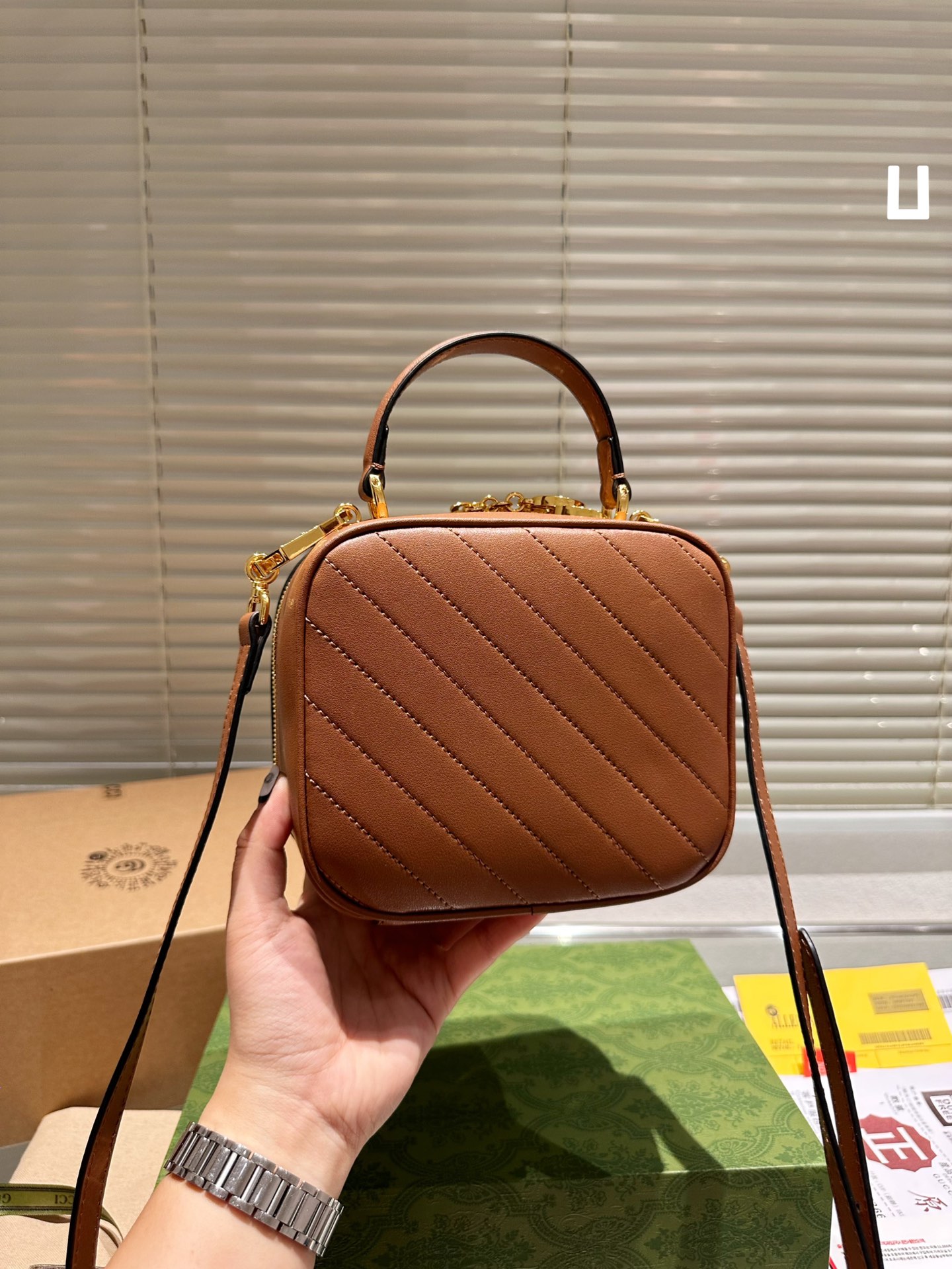 BLONDIE TOP HANDLE BAG