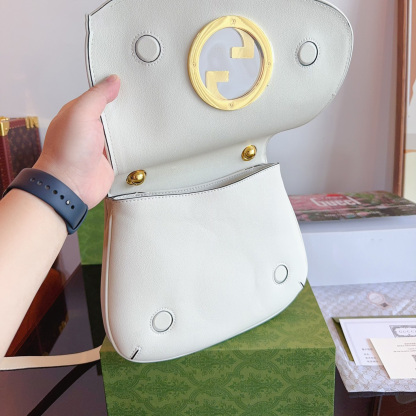 BLONDIE MEDIUM TOP HANDLE BAG