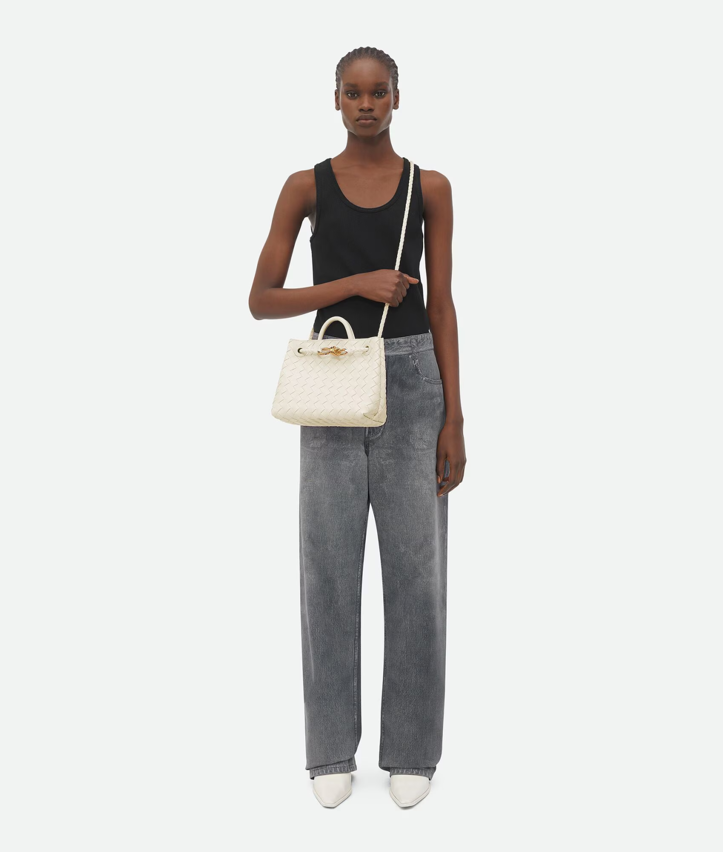 Bothtttega Vethtneta Small Andiamo Chain Bag