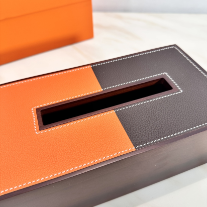 Hethtrmès Tissue Box (Solid Natural Ebony-Stained Mahogany + Smooth Young Bull Calfskin)