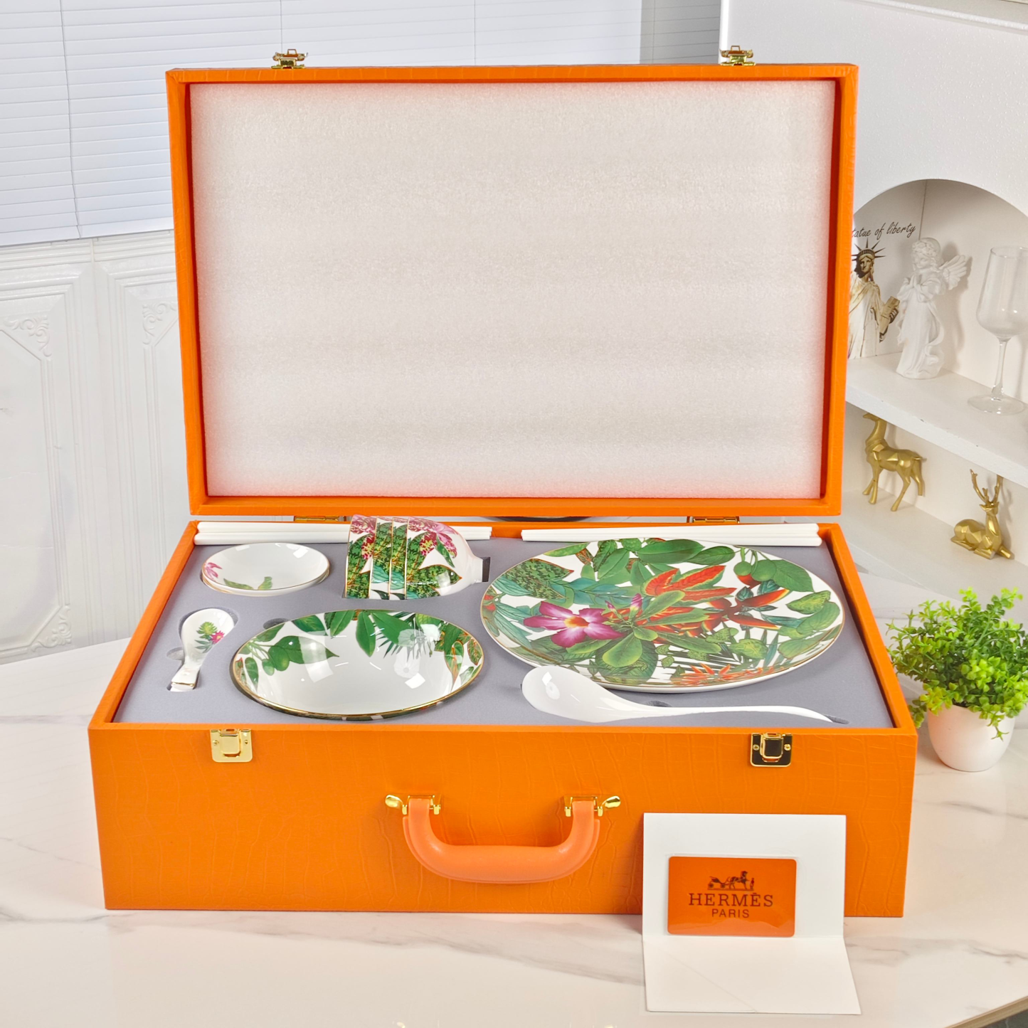 New Arrival 🔥 Herthtmès — Exquisite & High-End: "Rainforest" 22-Piece Dinnerware Set