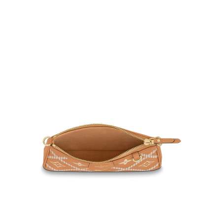 Easy Pouch On Strap M81137