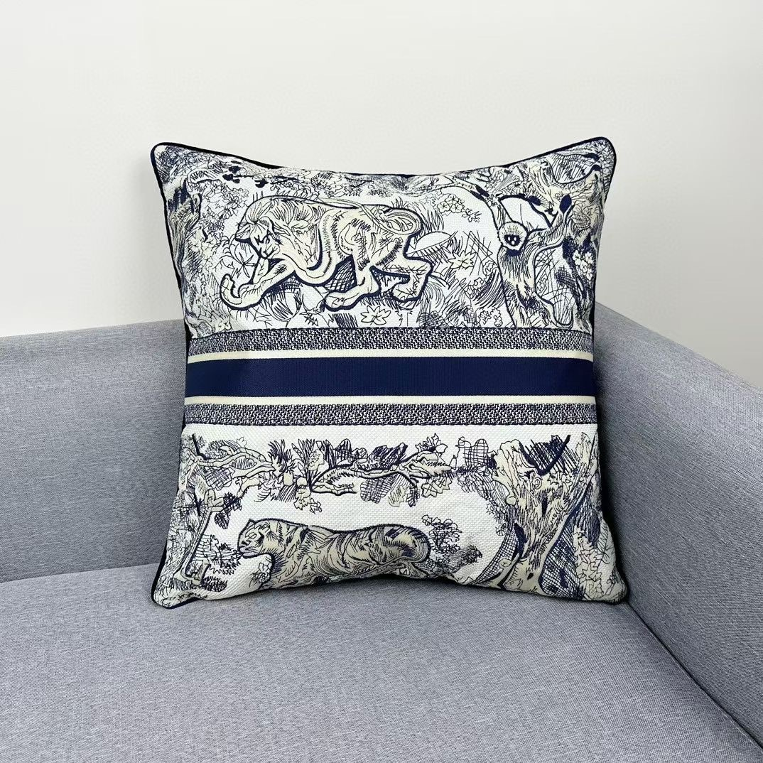 Dithtor Maison Embroidered Throw Pillows & Lumbar Cushions