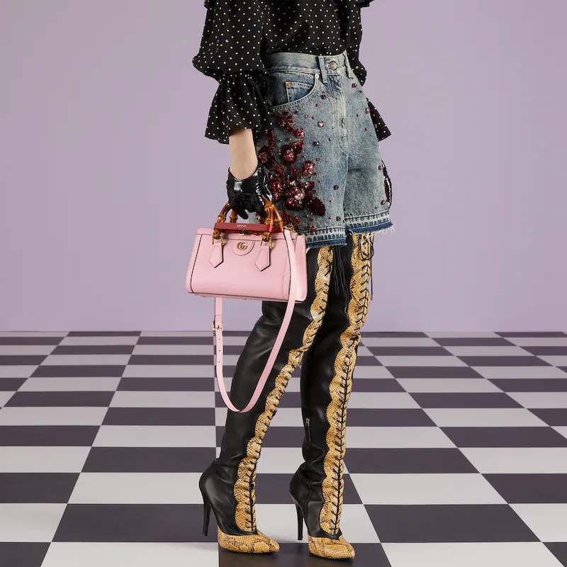 DIANA SMALL SHOULDER BAG