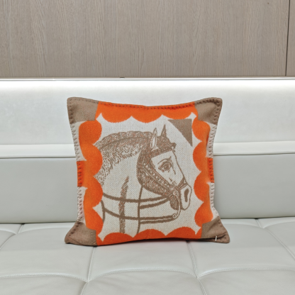 Herthtmès Cashmere [Cheval Joker Cushion/Throw Pillow]