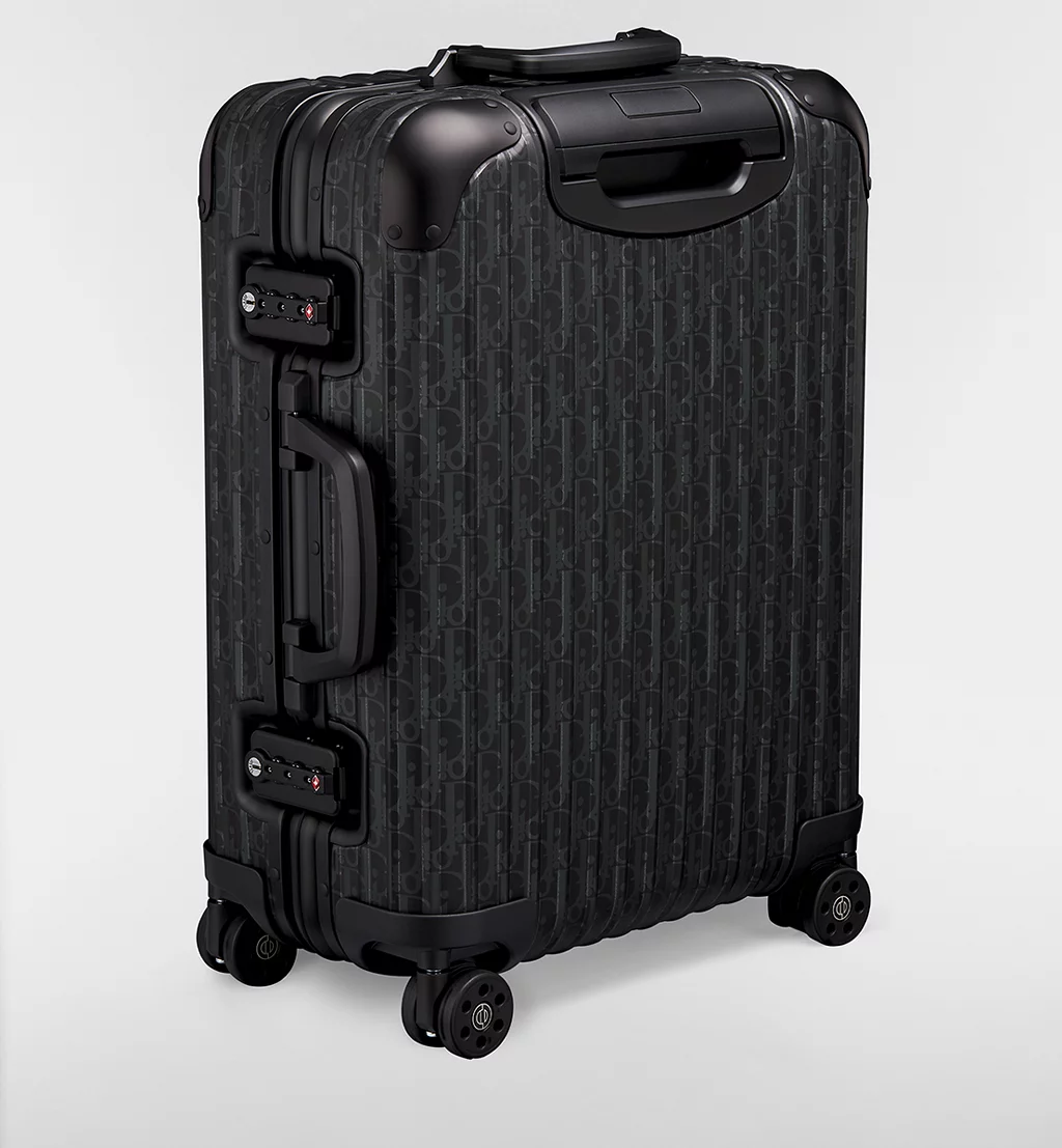 DR suitcase