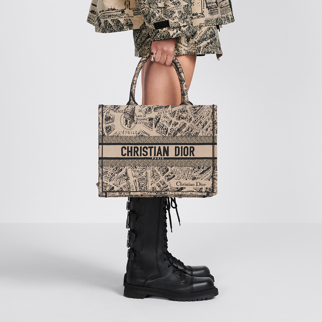 MEDIUM  BOOK TOTE