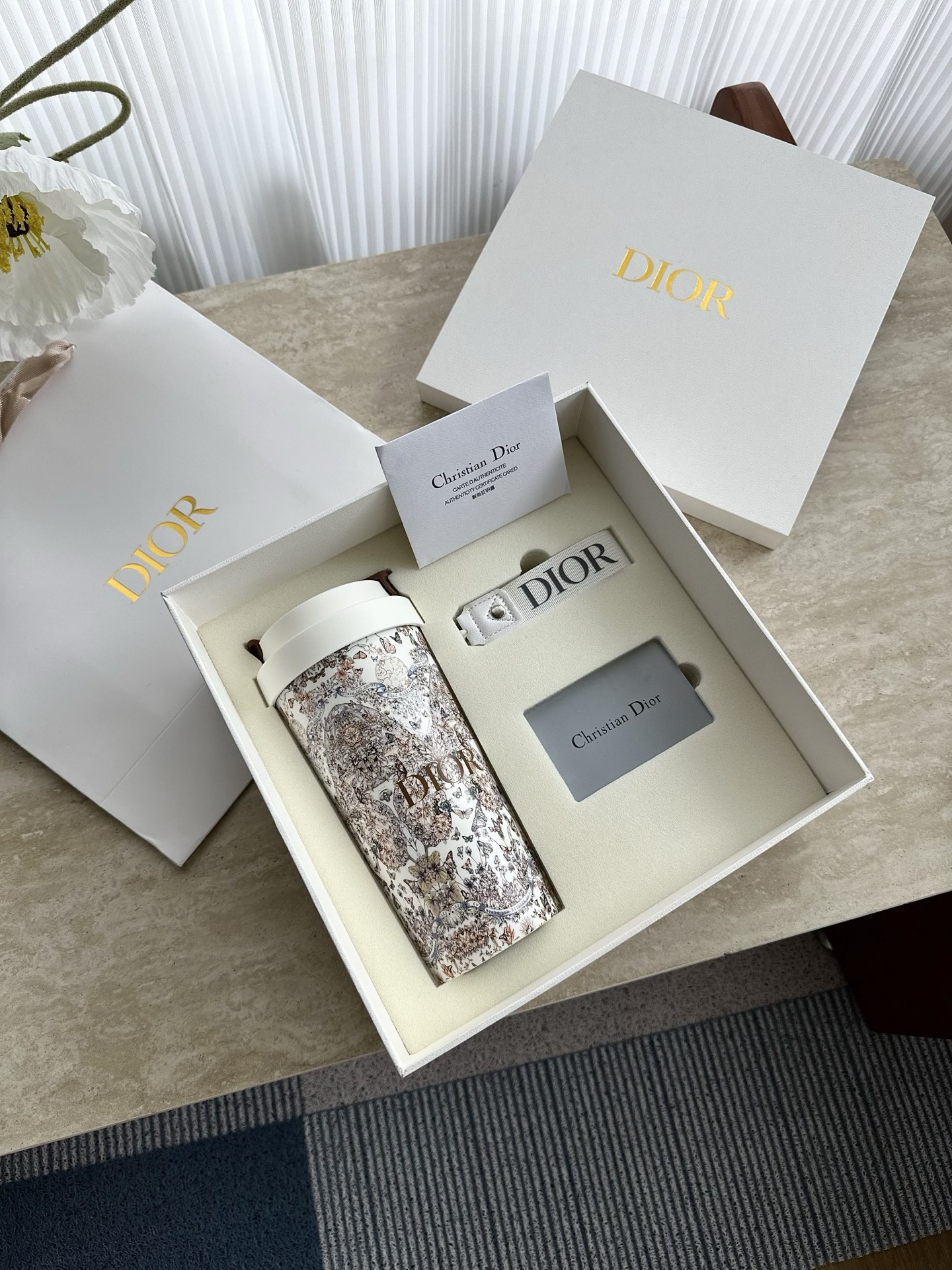 Dithtor Butterfly Ceramic Insulated Travel Mug