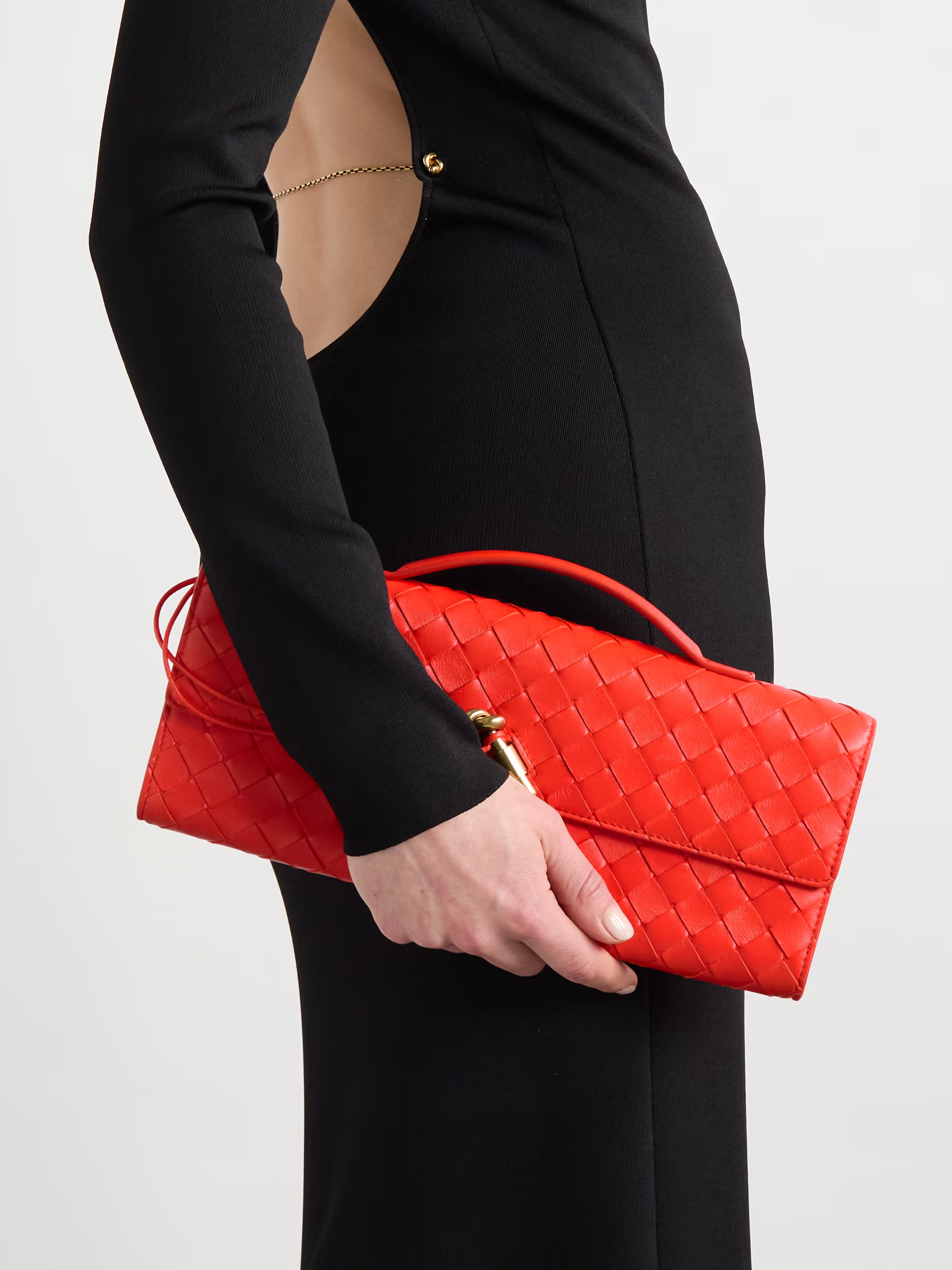 Bothtttega Vethtneta Black Woven Evening Bag