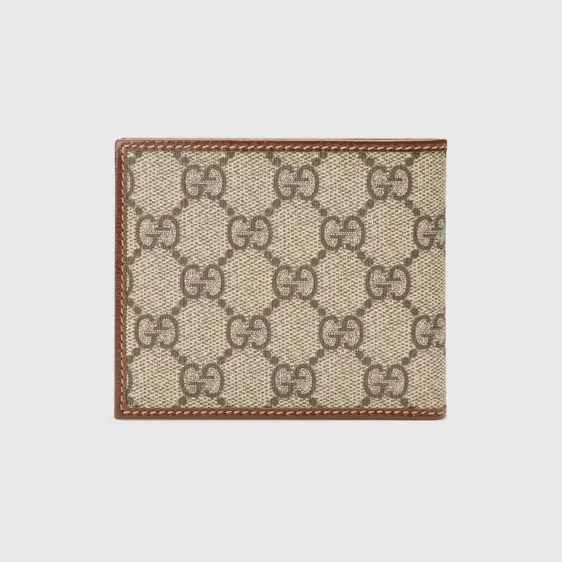 WALLET WITH INTERLOCKING G