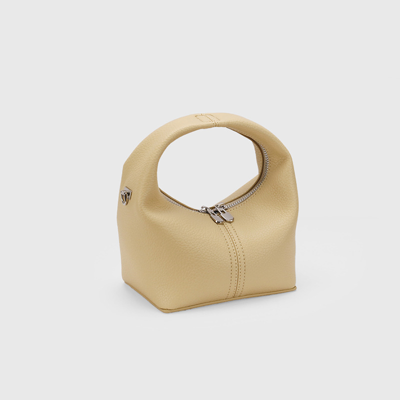 2024 New Fashion Women's Bag Simple Temperament Crescent Handbag