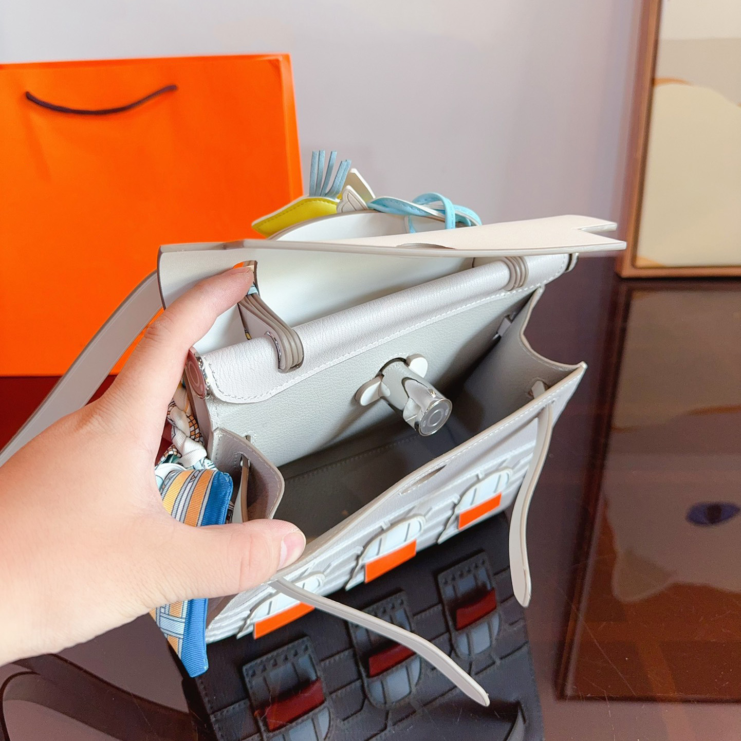 Birkin  25 Black  BagZ-3