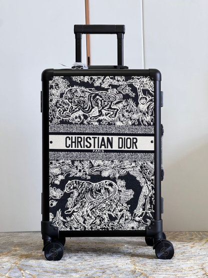 DR premium travel suitcases