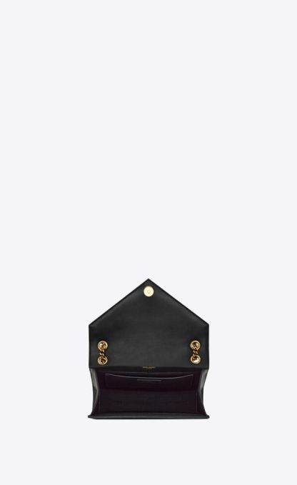 ENVELOPE MEDIUM IN MATELASSÉ LAMBSKIN