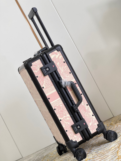 DR premium travel suitcases