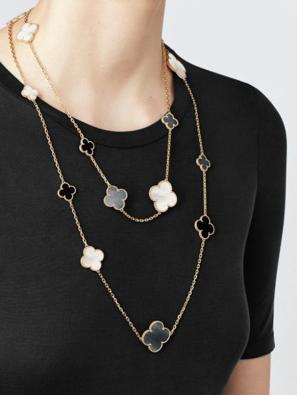 Magic Alhambra long necklace, 16 motifs